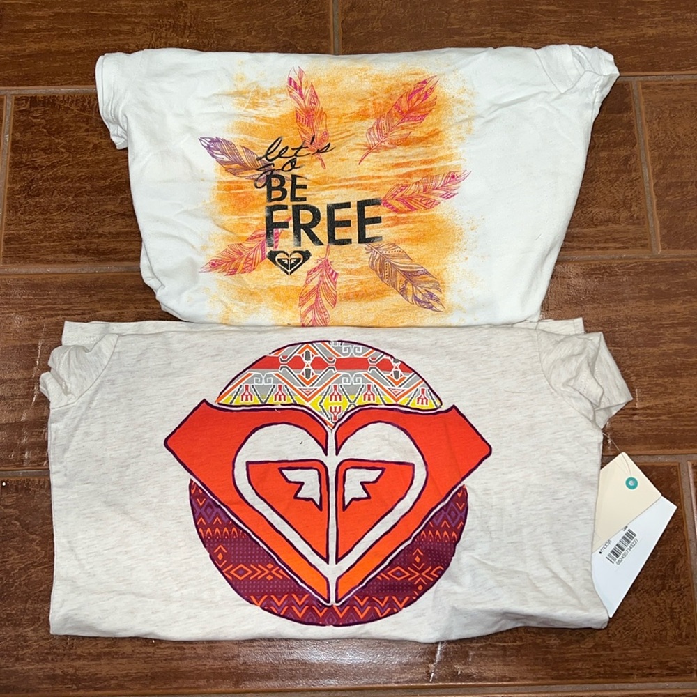 2 Girls Roxy Tops size L.
